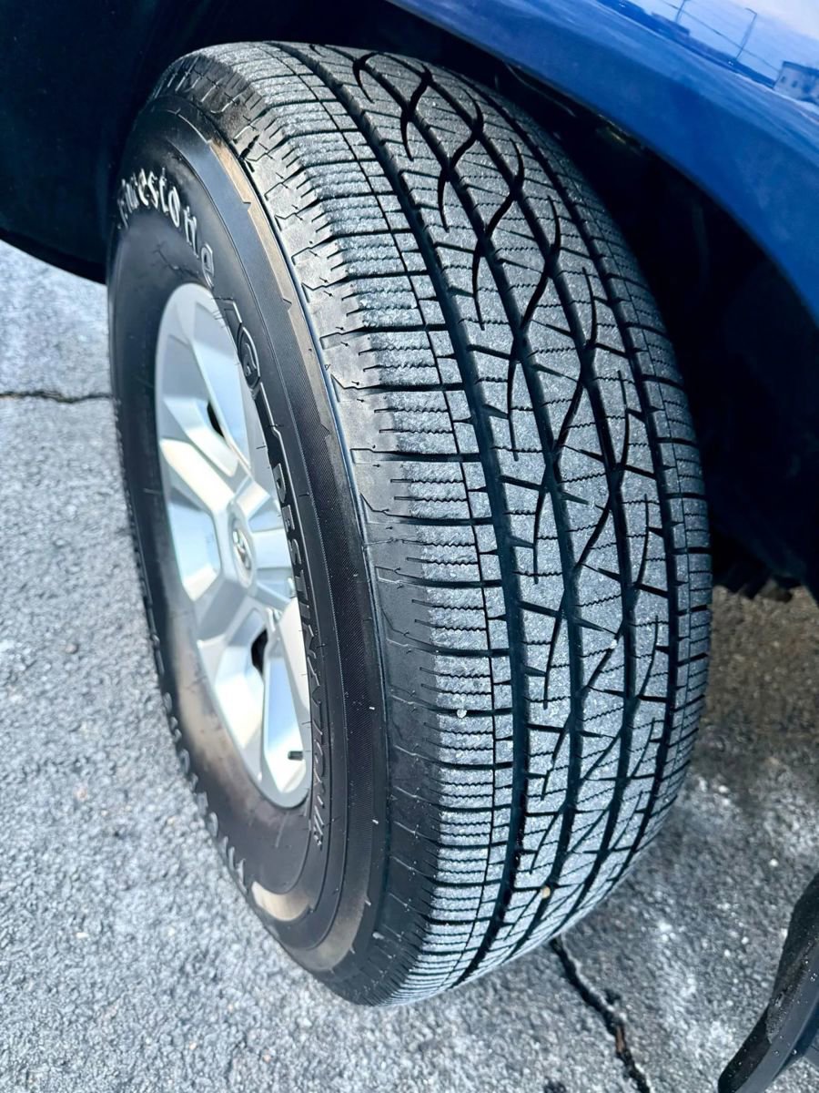 Used 2016 Toyota 4Runner SR5 image 19