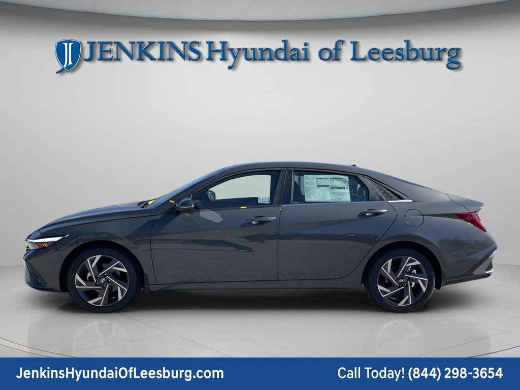 New 2026 Hyundai Elantra Limited image 9