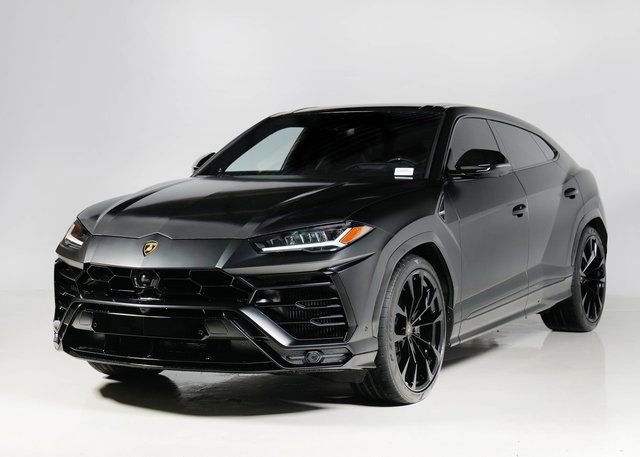 Used 2022 Lamborghini Urus image 1