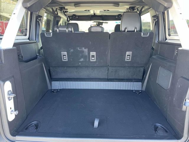 Used 2025 Ford Bronco Badlands image 11