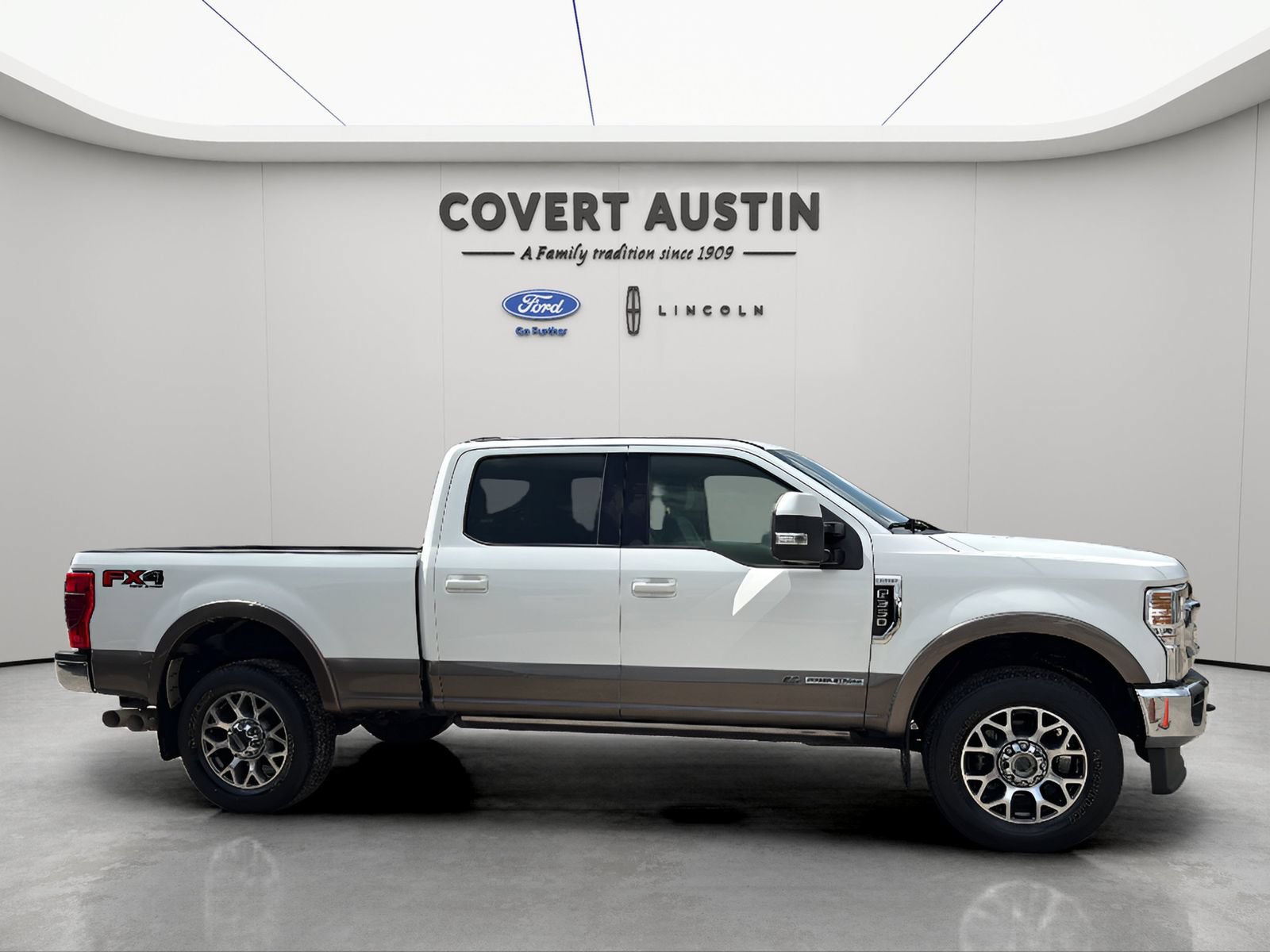 Certified 2022 Ford F350 Lariat AWD/4WD image 6