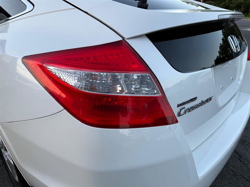 Used 2011 Honda Crosstour EX image 9