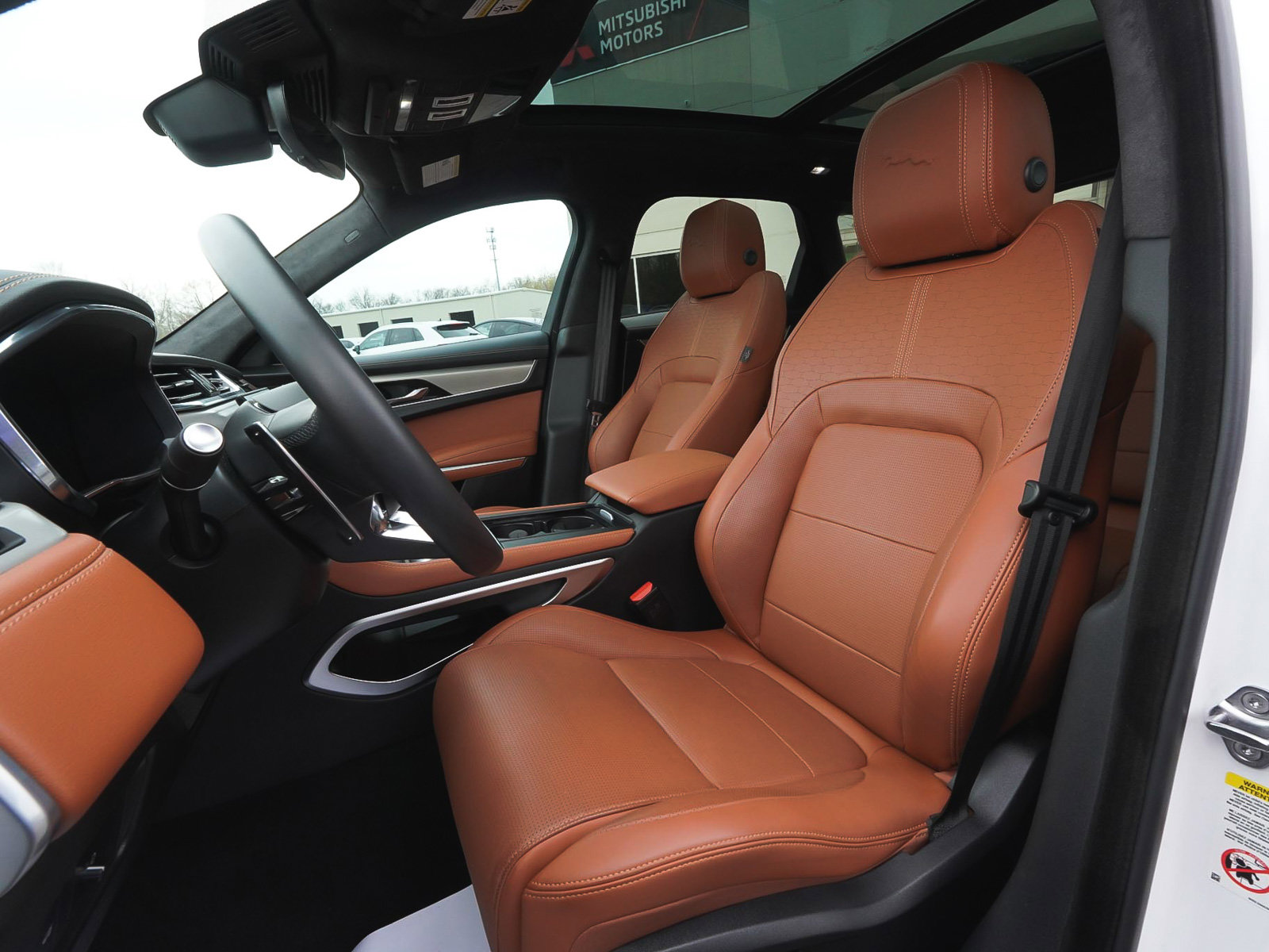 Used 2026 Jaguar F-PACE R-Dynamic S image 34