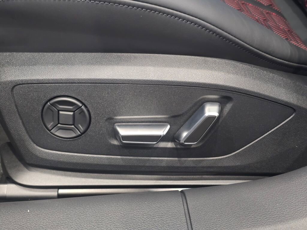 New 2026 Audi RS 6 performance image 22