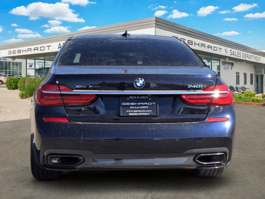 Used 2019 BMW 740i xDrive 740i xDrive w/ M Sport Package image 6
