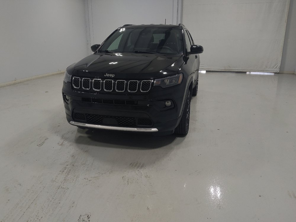 Used 2023 Jeep Compass Limited AWD/4WD image 15