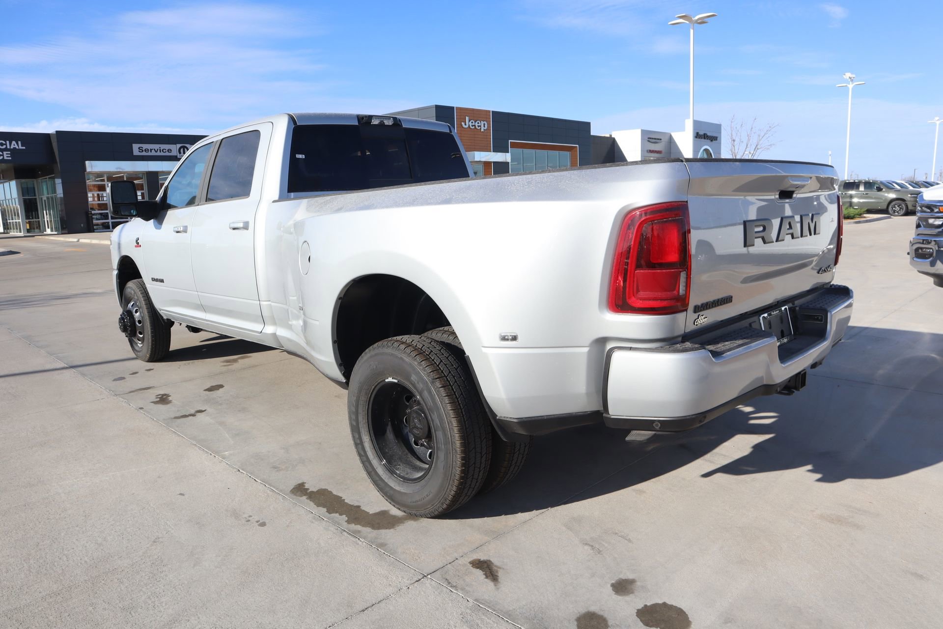 New 2026 RAM 3500 Laramie image 23