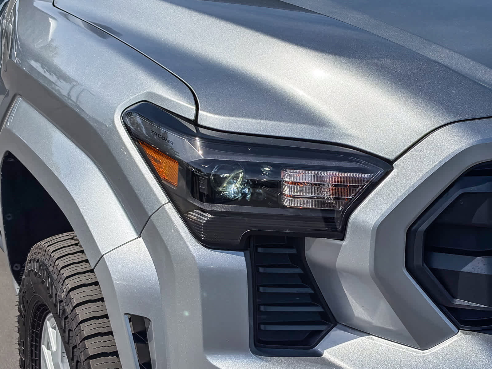 Used 2024 Toyota Tacoma SR5 image 7