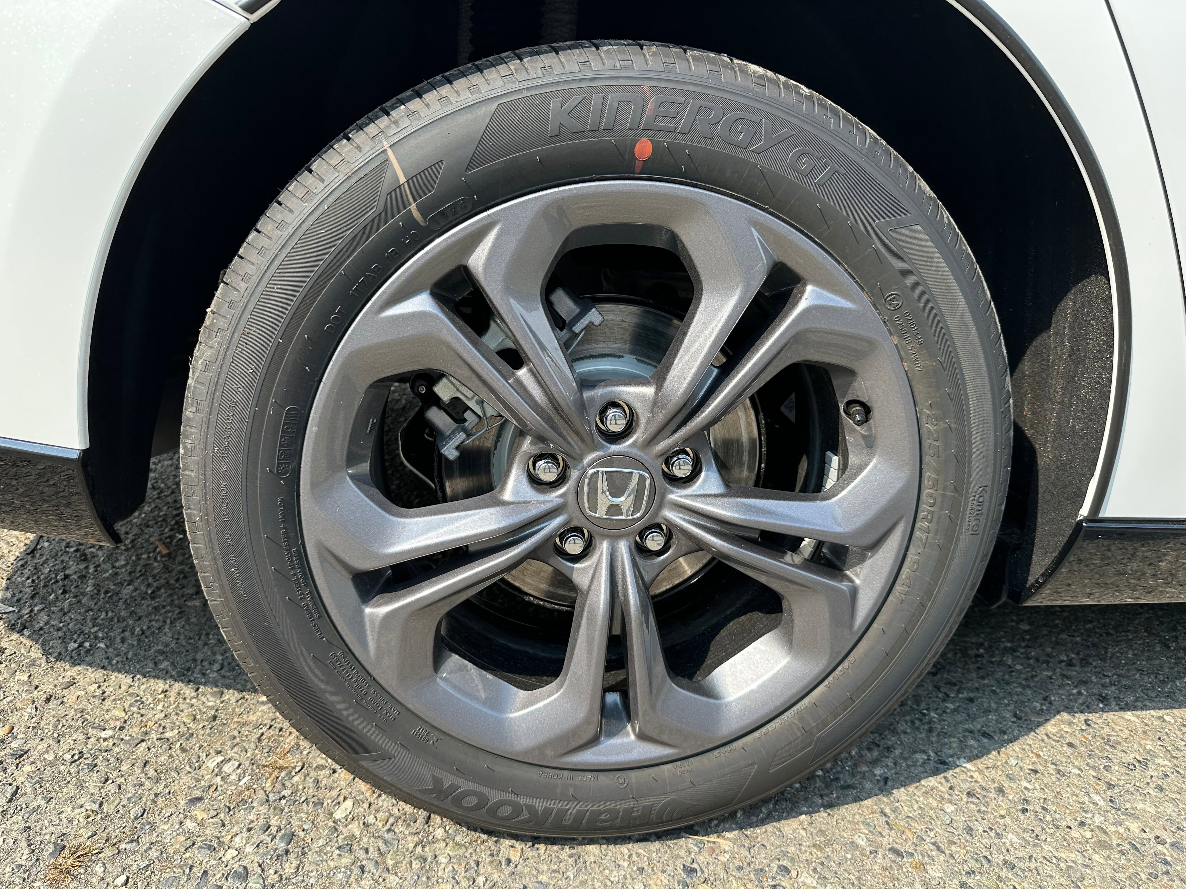 New 2025 Honda Accord EX-L image 9