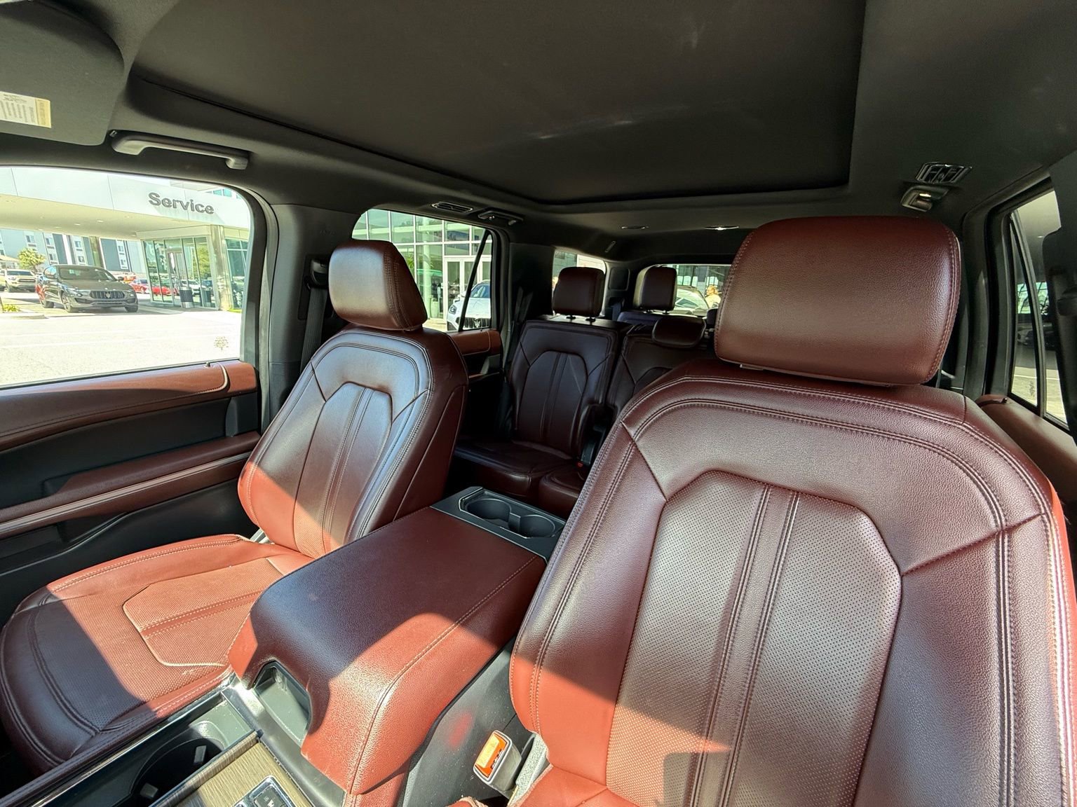 Used 2024 Ford Expedition Limited image 35