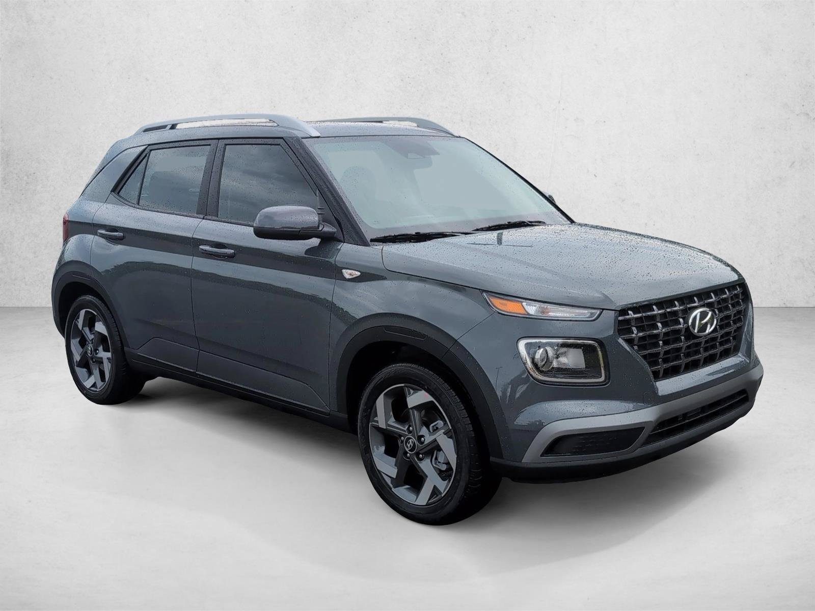 New 2026 Hyundai Venue SEL FWD image 3