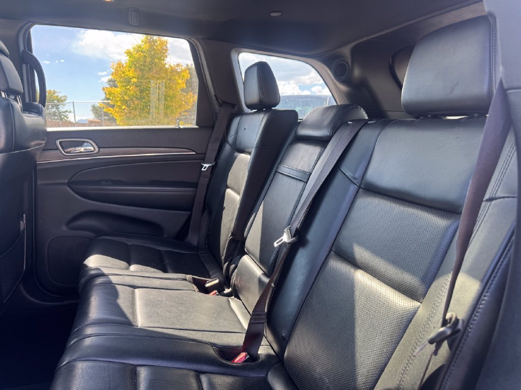 Used 2019 Jeep Grand Cherokee Limited w/ Luxury Group II AWD/4WD image 9