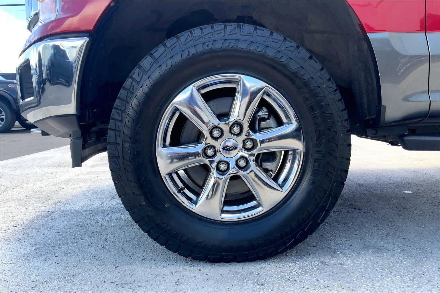 Used 2020 Ford F150 XLT w/ Equipment Group 302A Luxury AWD/4WD image 8