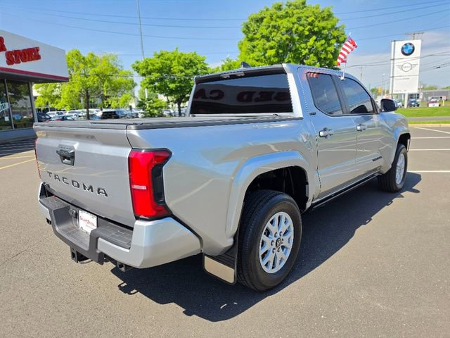 Used 2025 Toyota Tacoma SR5 AWD/4WD image 7