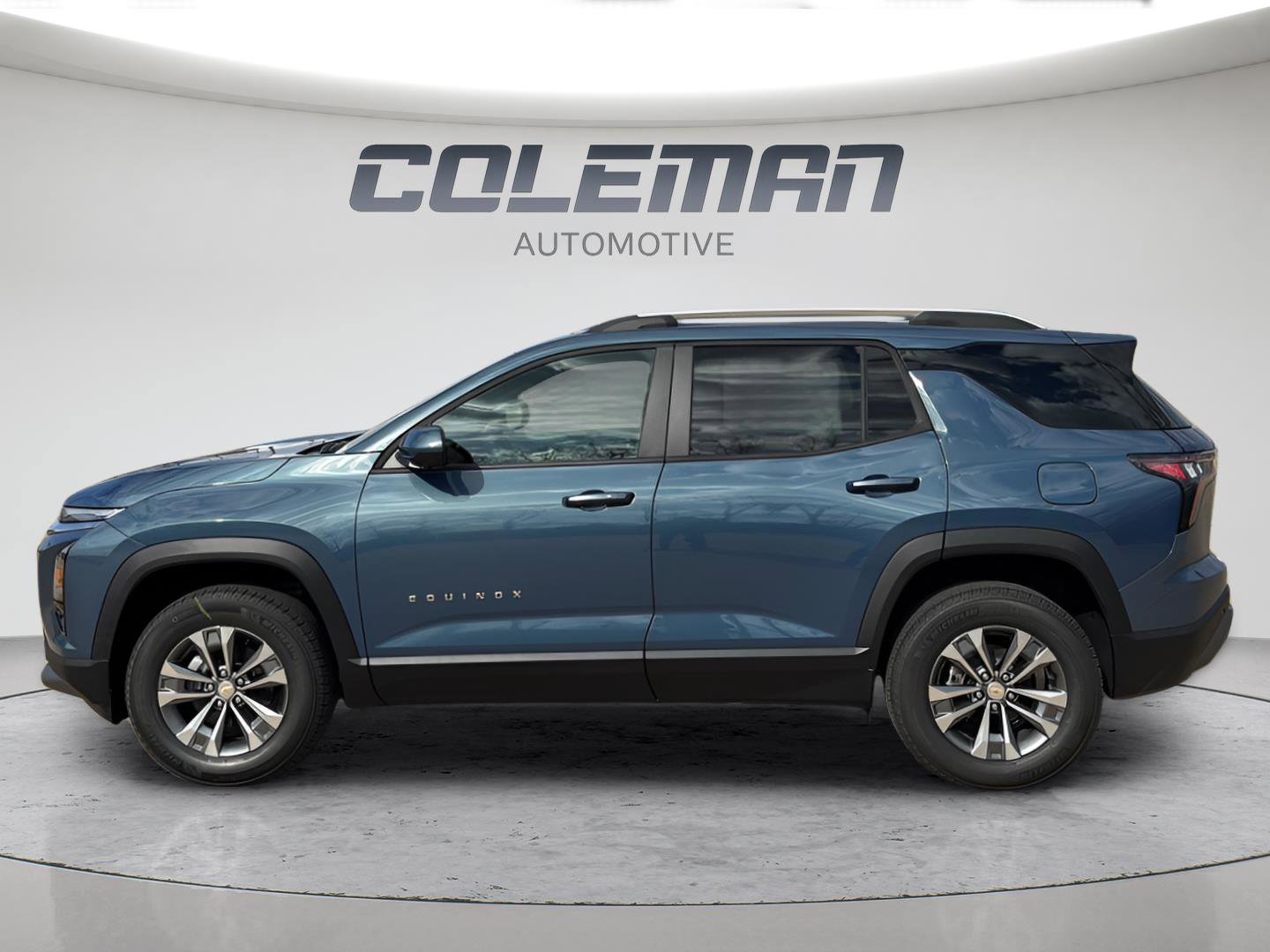 New 2026 Chevrolet Equinox LT image 2