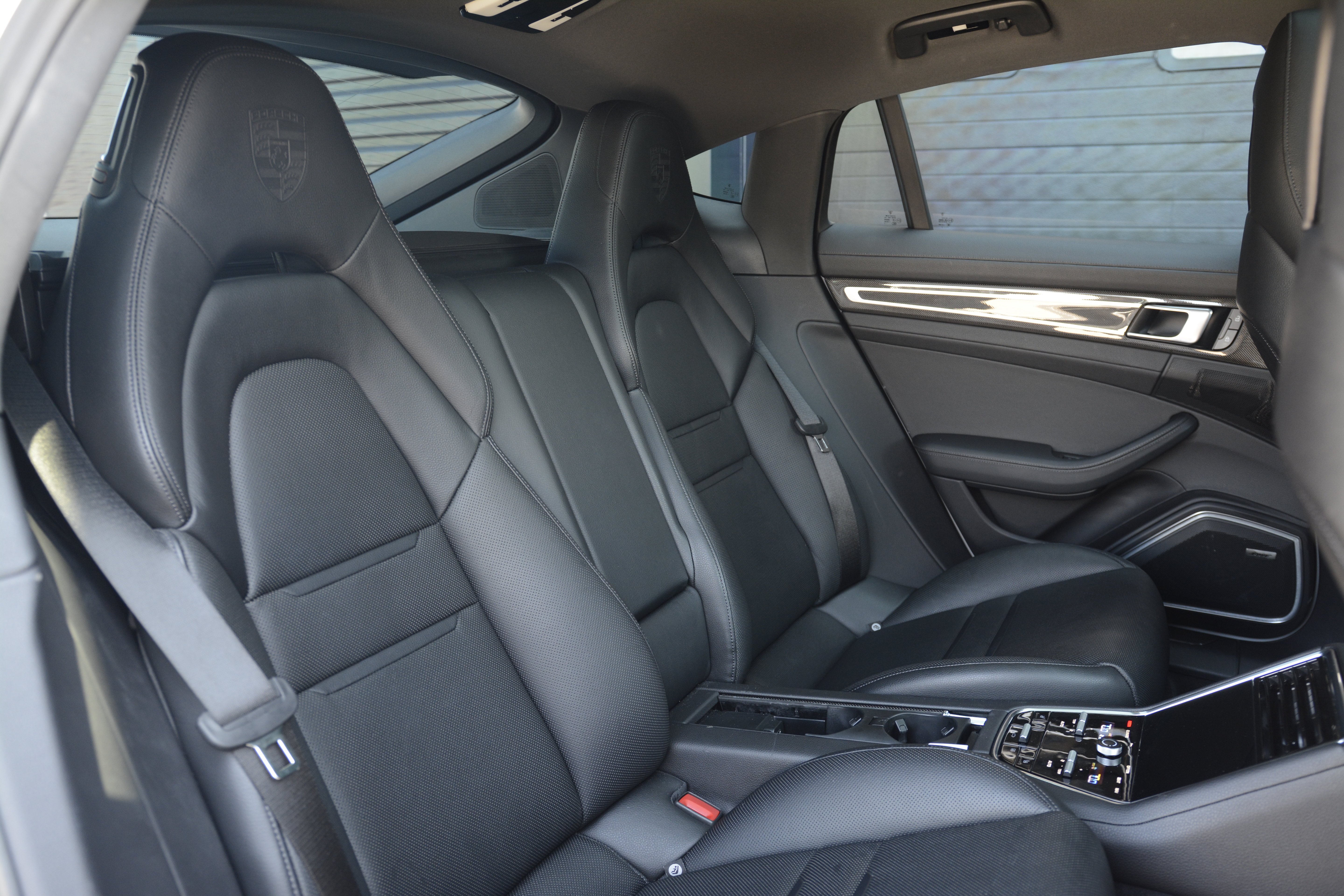 Certified 2023 Porsche Panamera Platinum Edition RWD image 35