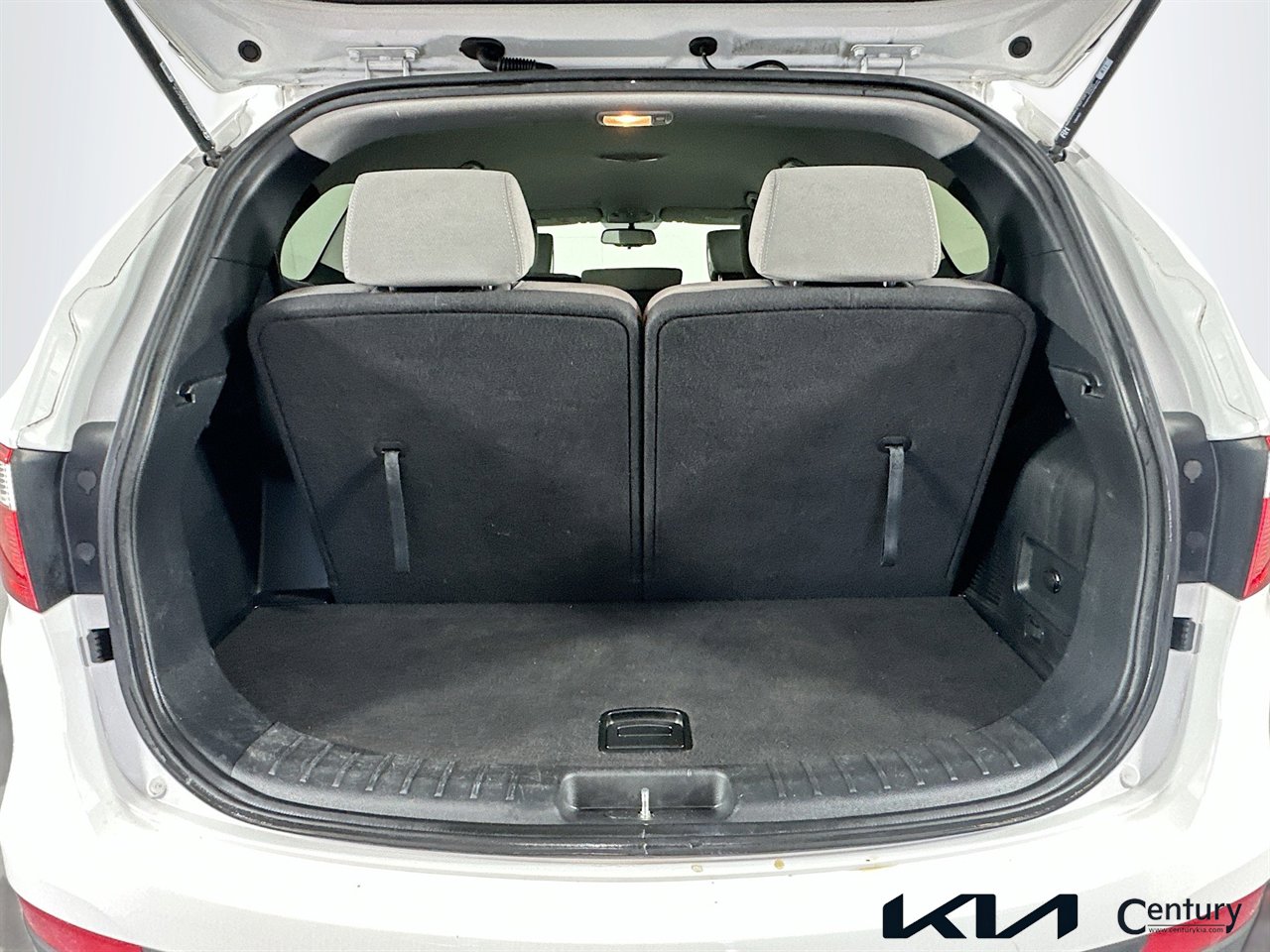 Used 2016 Hyundai Santa Fe SE image 23