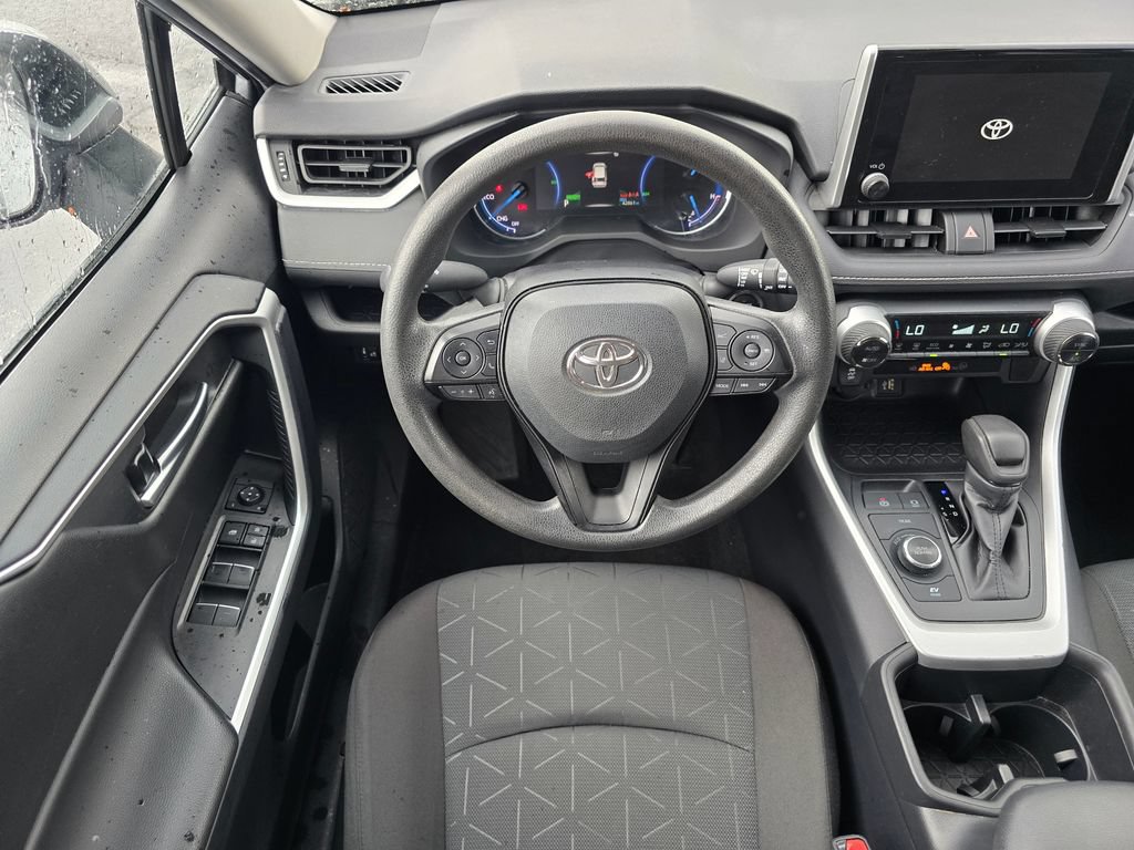 Certified 2025 Toyota RAV4 XLE AWD/4WD image 24