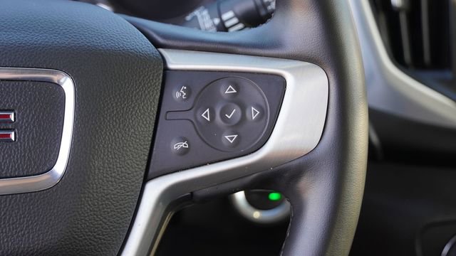 Used 2024 GMC Terrain SLT image 28