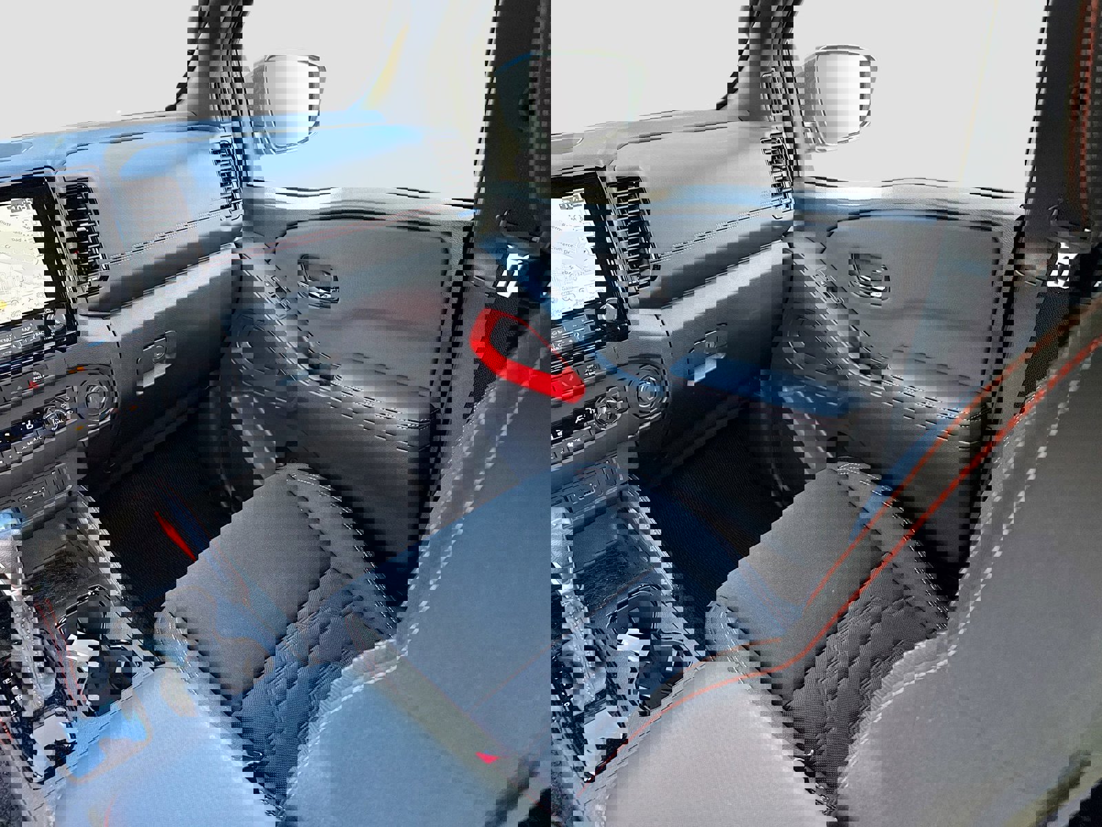 Used 2024 Nissan Frontier PRO-4X w/ Technology Package image 22