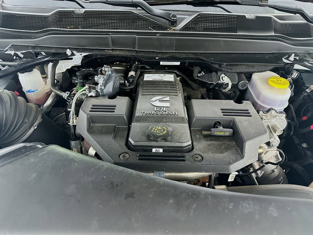 Used 2024 RAM 3500 Tradesman w/ Chrome Appearance Group image 32