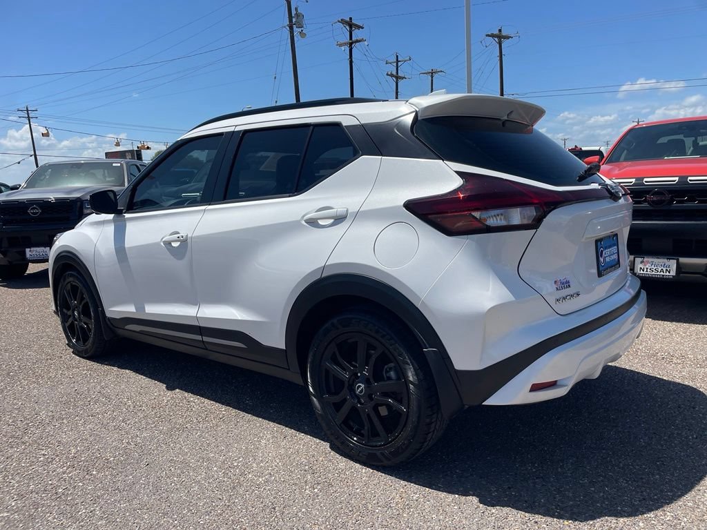 Certified 2024 Nissan Kicks SR w/ SR Premium Package FWD image 5