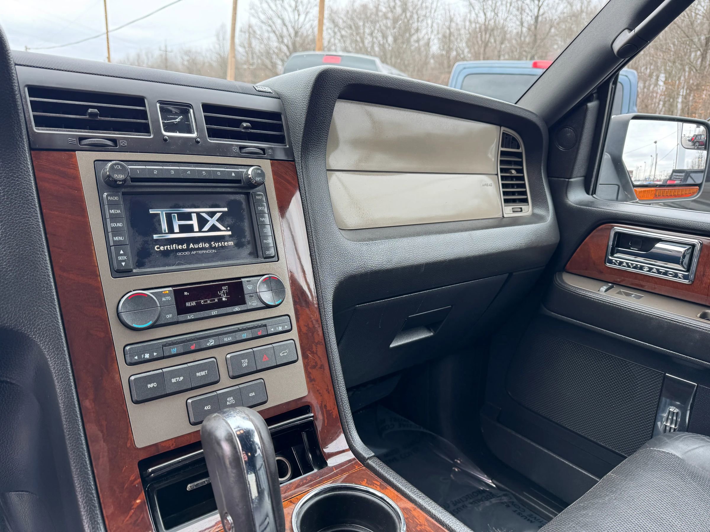 Used 2013 Lincoln Navigator 4WD w/ HD Trailer Tow Pkg image 16