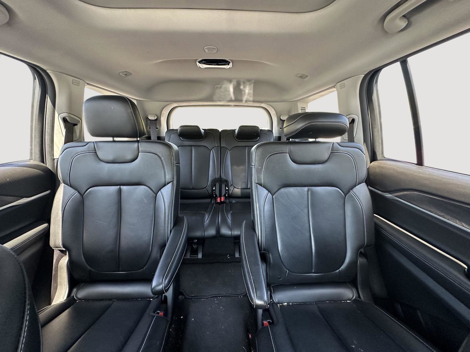 Used 2021 Jeep Grand Cherokee L Limited image 13