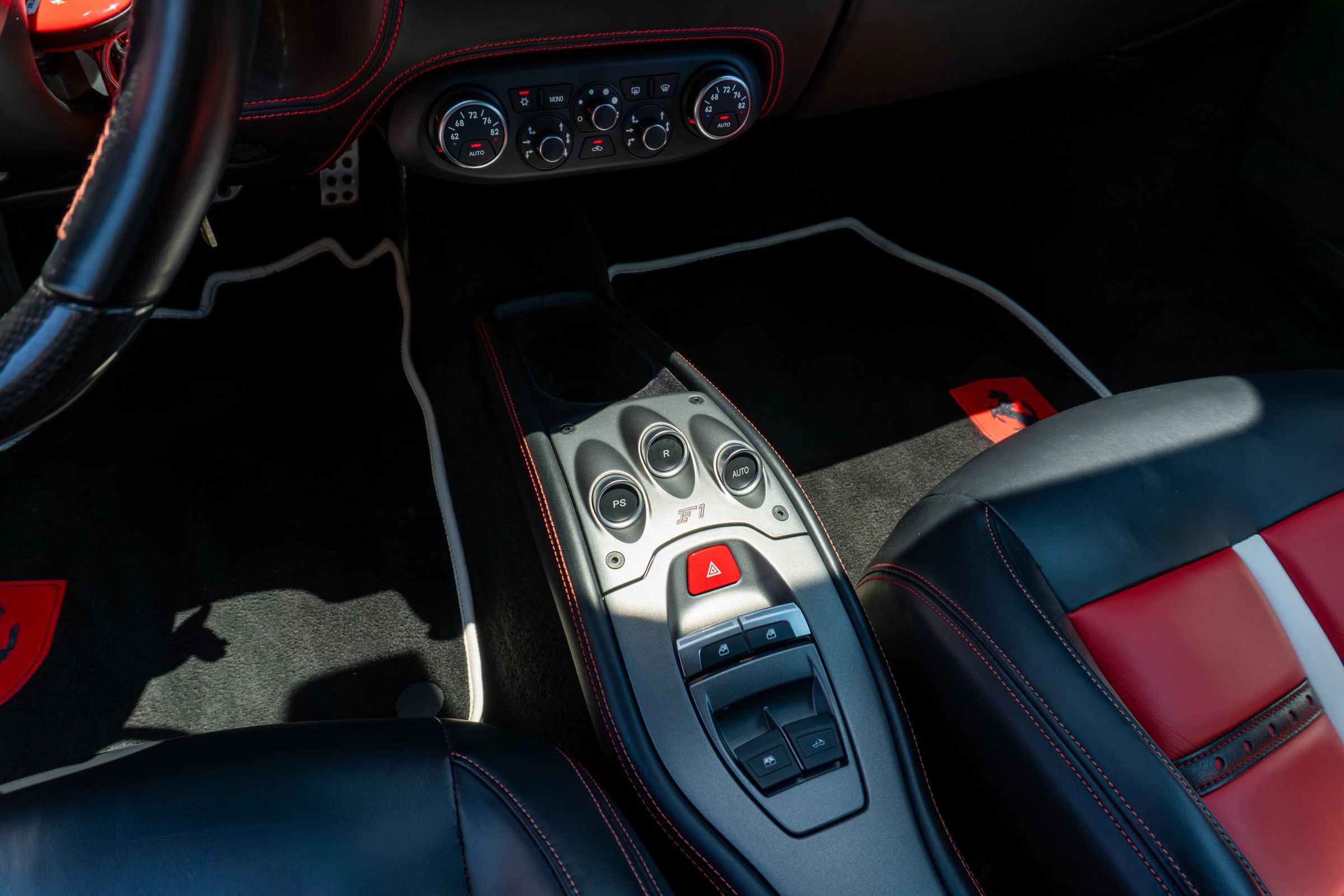 Used 2014 Ferrari 458 Spider RWD image 61
