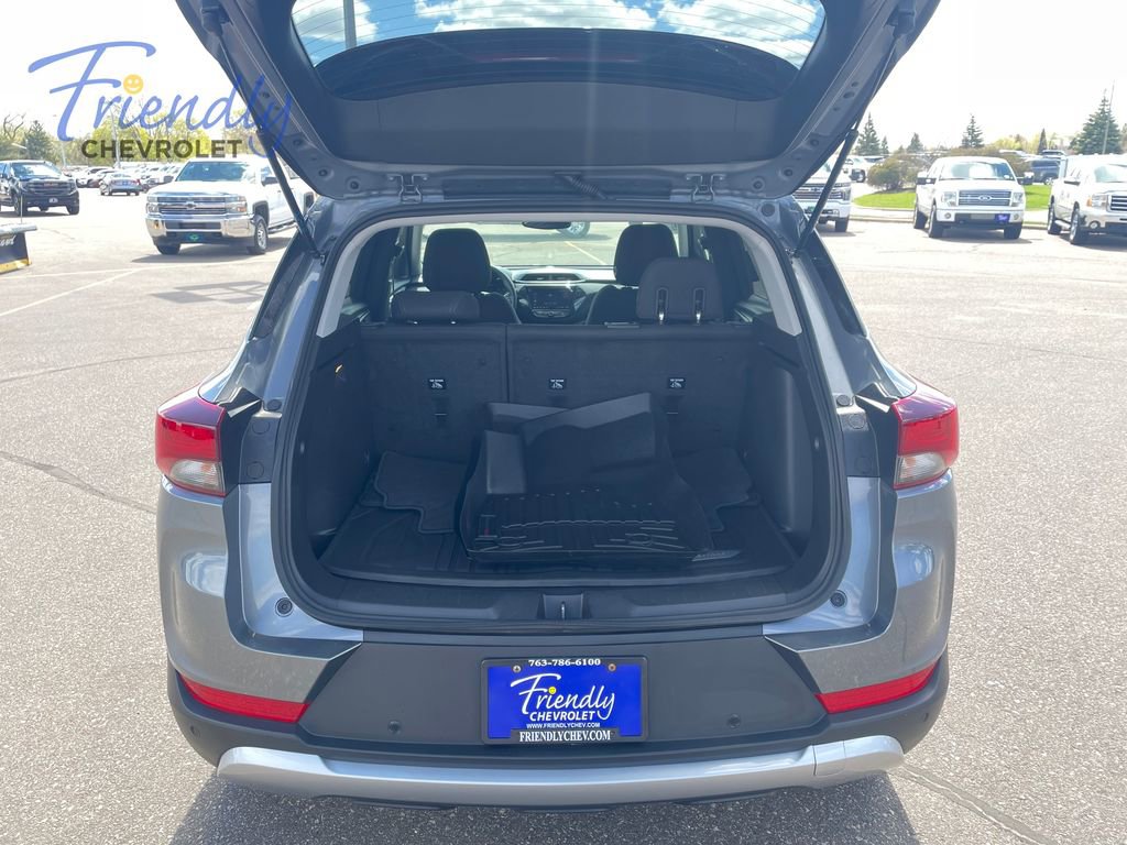 Used 2022 Chevrolet TrailBlazer LT w/ Convenience Package AWD/4WD image 12