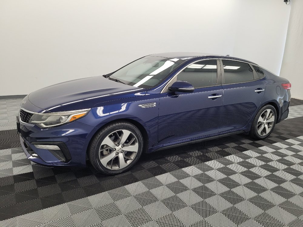 Used 2019 Kia Optima S FWD image 2