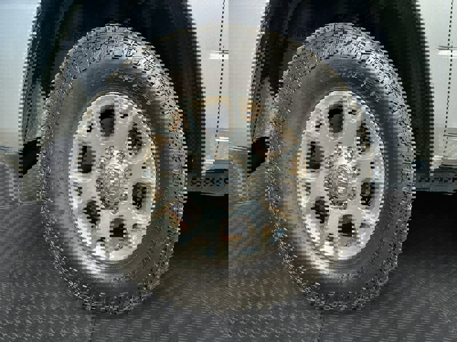 Used 2024 RAM 2500 Laramie w/ Safety Group image 14