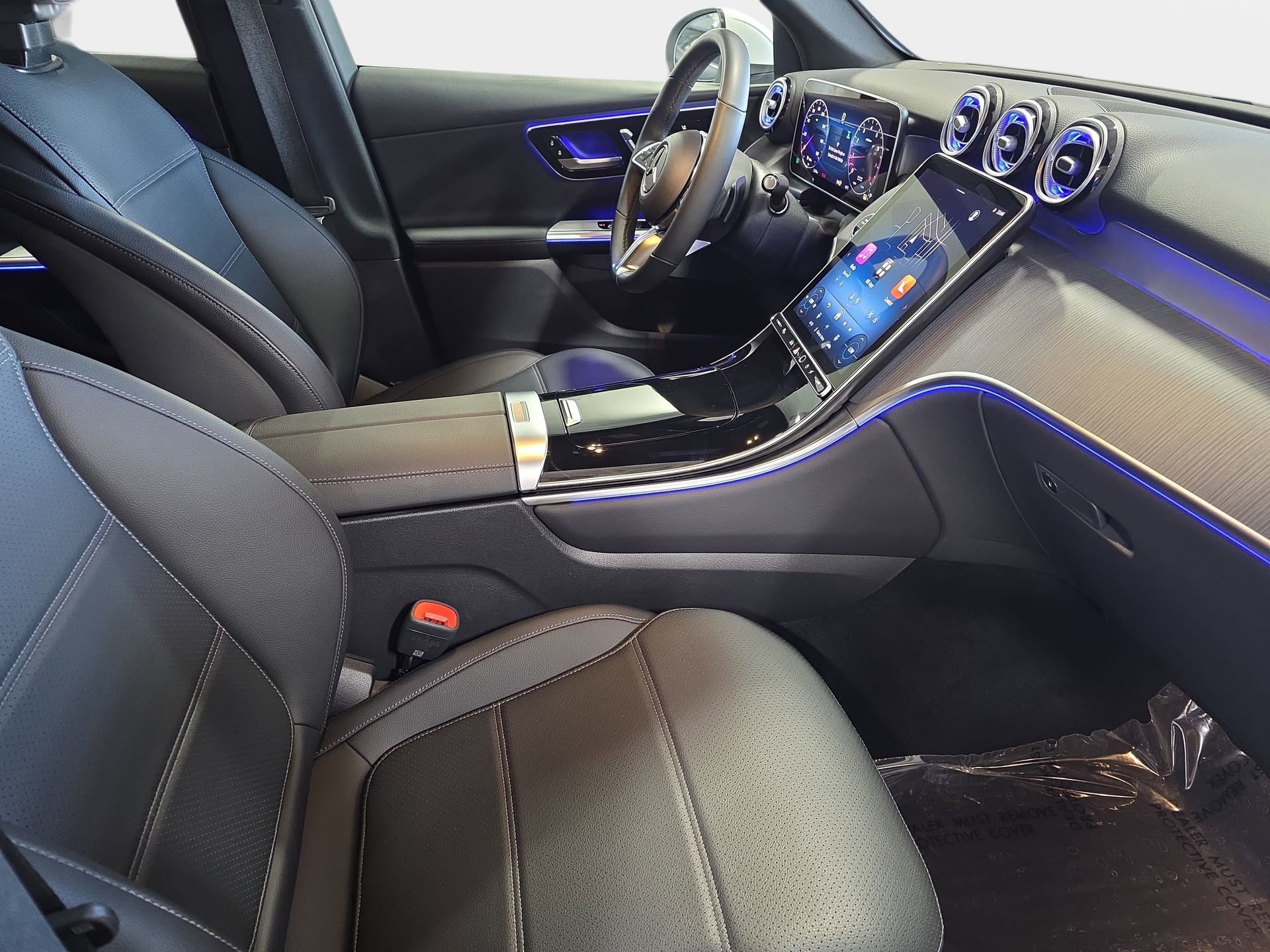 Certified 2025 Mercedes-Benz GLC 300 4MATIC image 10