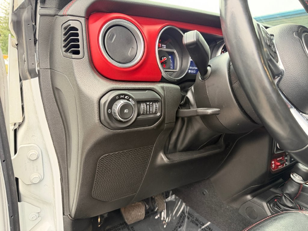 Used 2021 Jeep Wrangler Unlimited Rubicon w/ Xtreme Recon 35" Tire Package AWD/4WD image 20