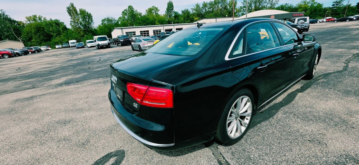 Used 2011 Audi A8 L 4.2 AWD/4WD image 7