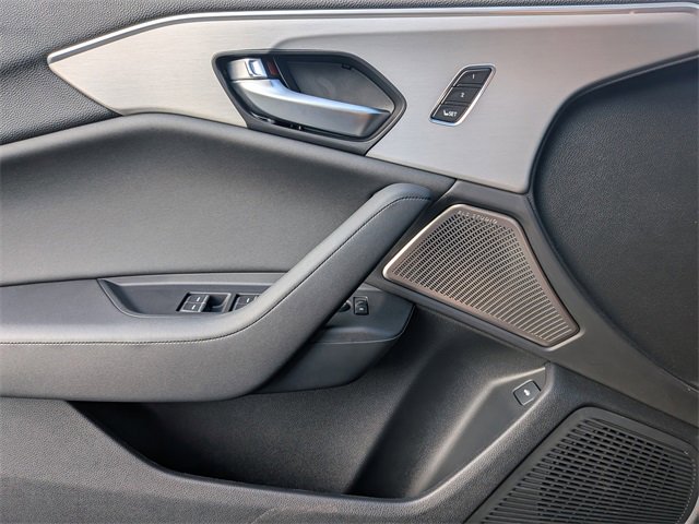 Certified 2025 Acura TLX w/ Technology Package image 27