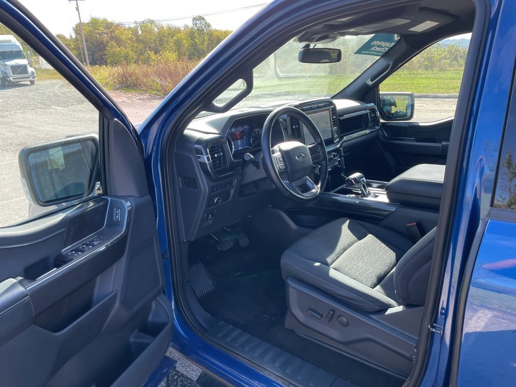 Certified 2022 Ford F150 XLT w/ Equipment Group 302A High image 10