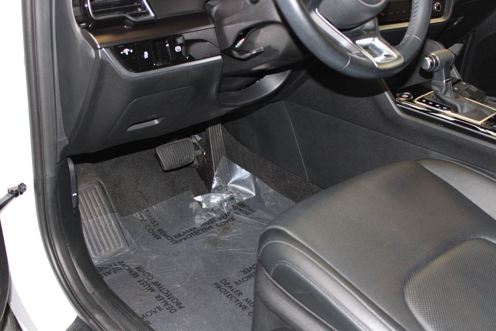 Used 2024 Kia Sportage EX AWD/4WD image 50