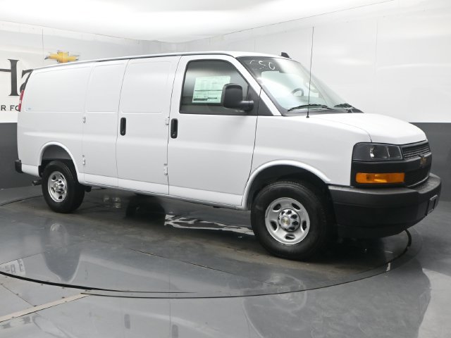 New 2027 Chevrolet Express 2500 w/ Driver Convenience Package RWD image 6