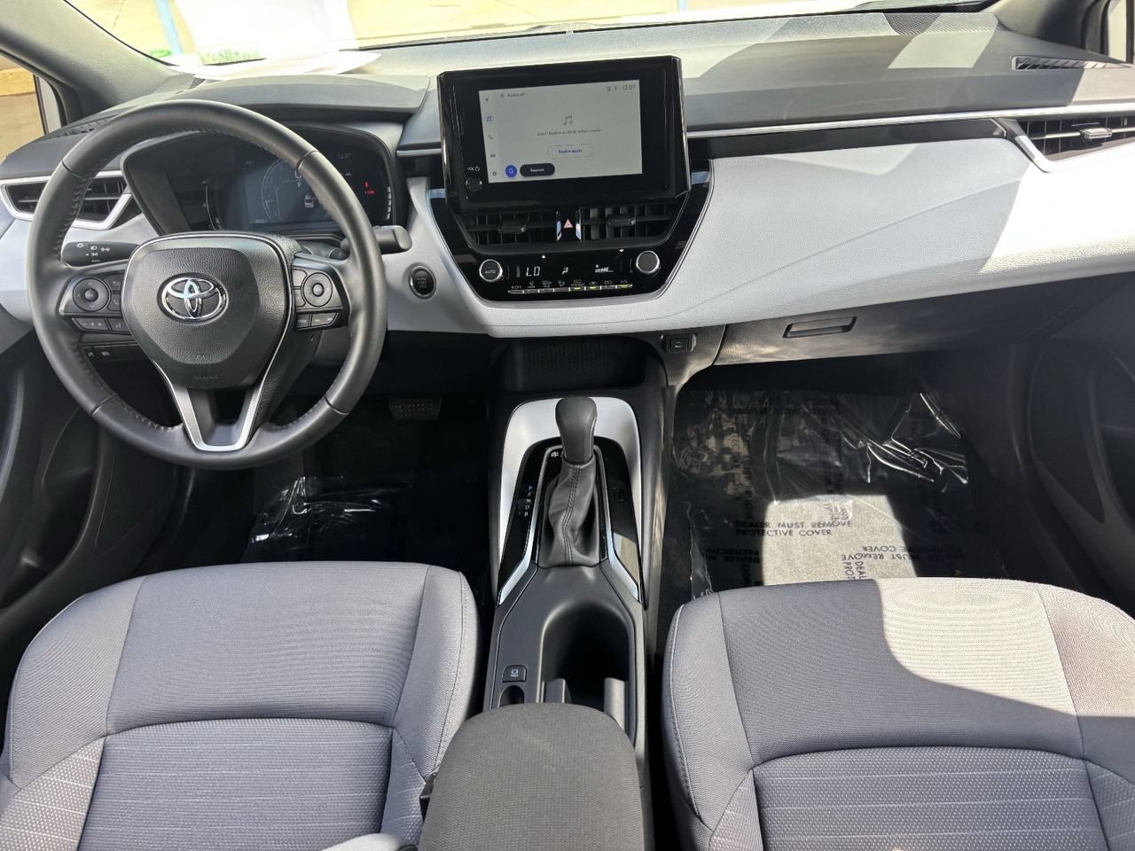 Used 2026 Toyota Corolla SE w/ Carpet Mat Package (TMS) FWD image 13