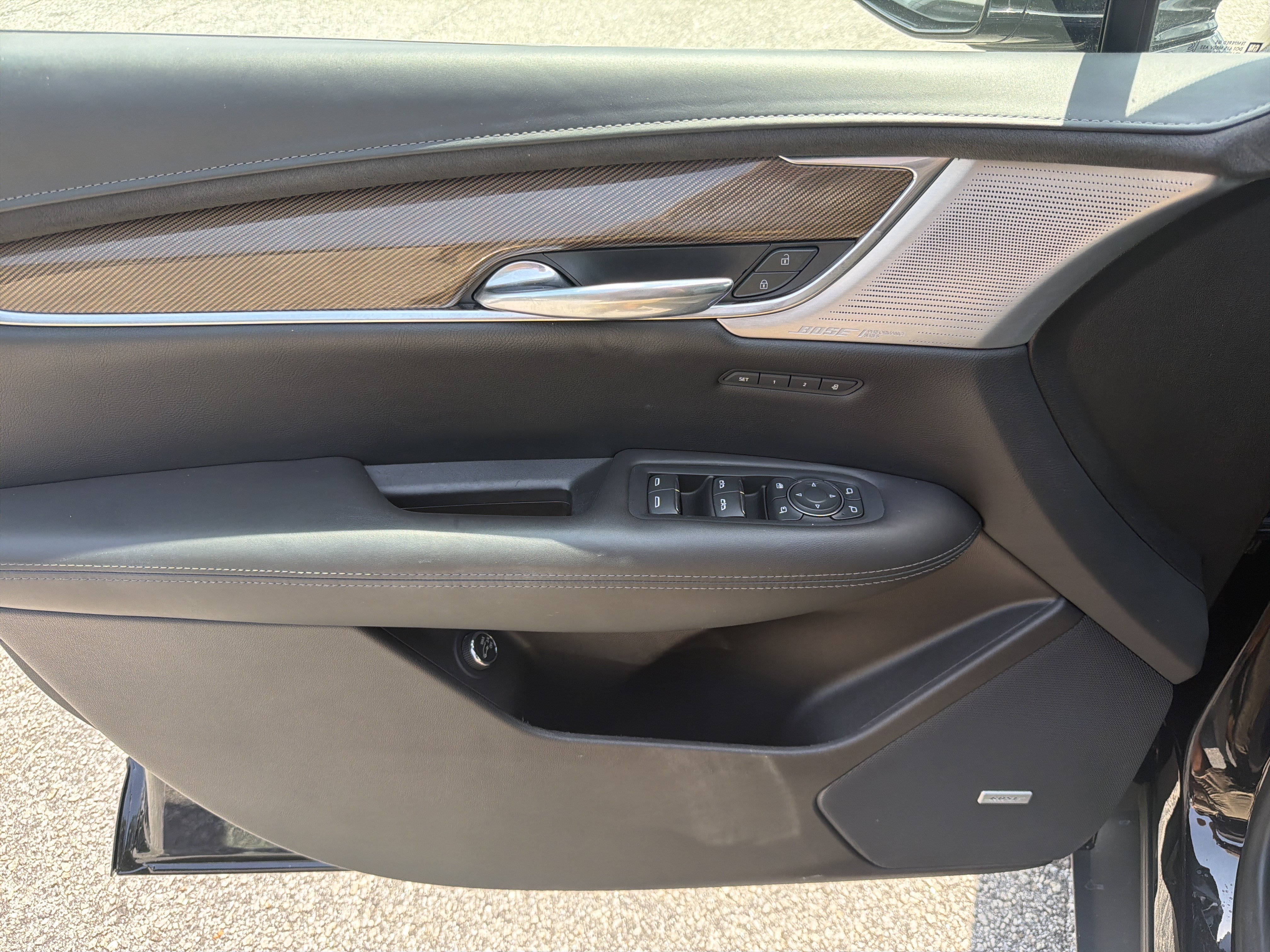 Certified 2022 Cadillac XT5 Premium Luxury w/ Platinum Package FWD image 11