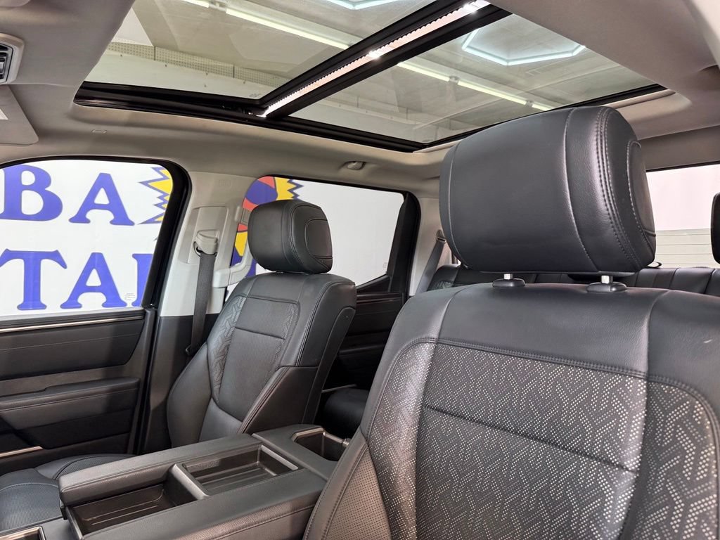 Used 2022 Toyota Tundra Limited AWD/4WD image 8
