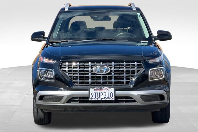Used 2025 Hyundai Venue SEL image 9