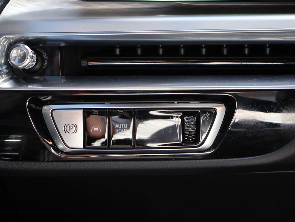 Used 2024 Cadillac Lyriq Luxury image 33