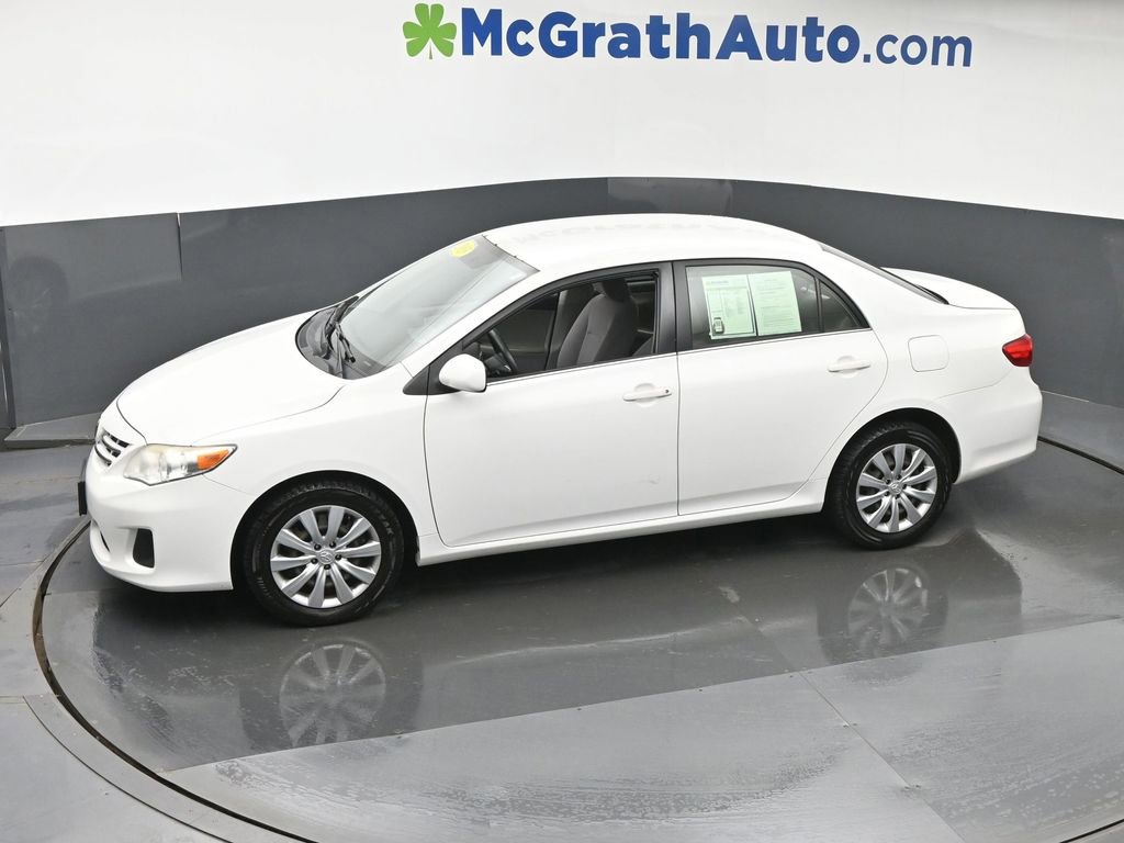 Used 2013 Toyota Corolla LE FWD image 17