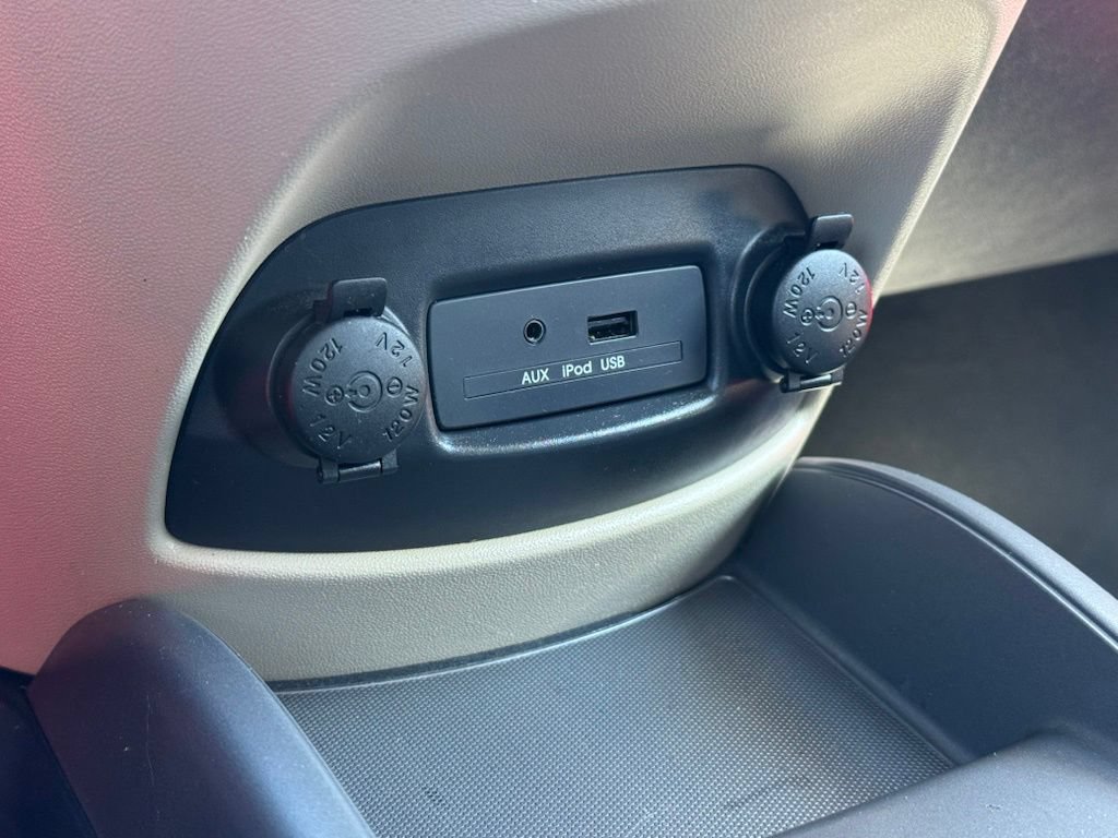 Used 2010 Kia Soul ! FWD image 16