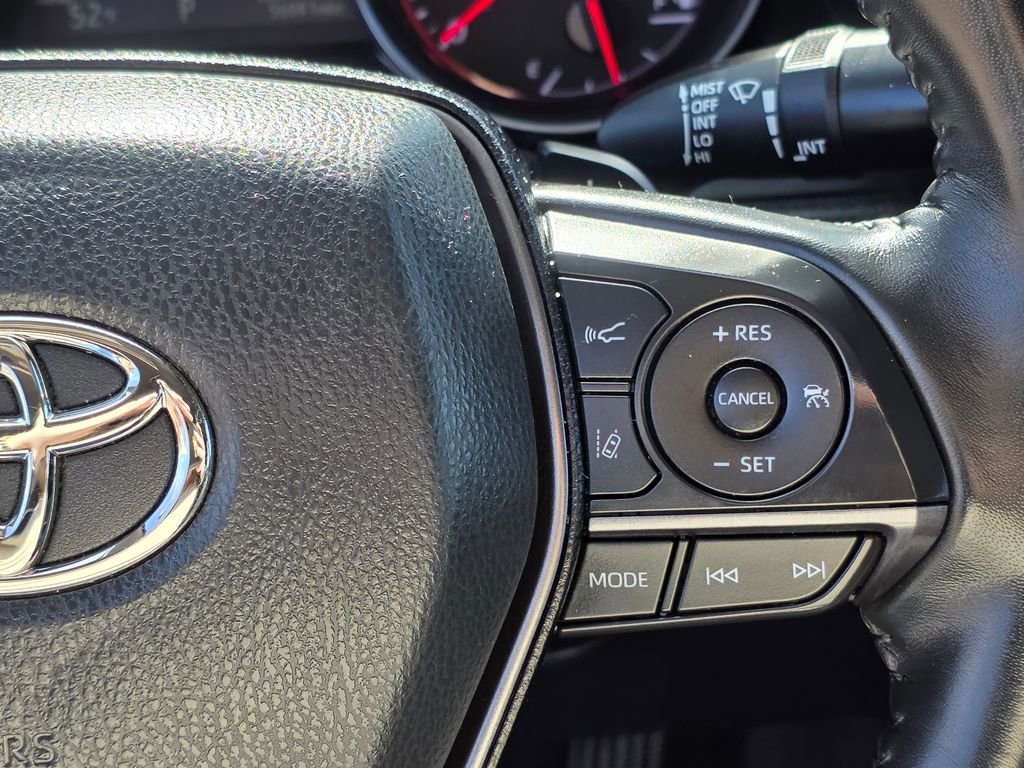 Used 2024 Toyota Camry XSE image 17