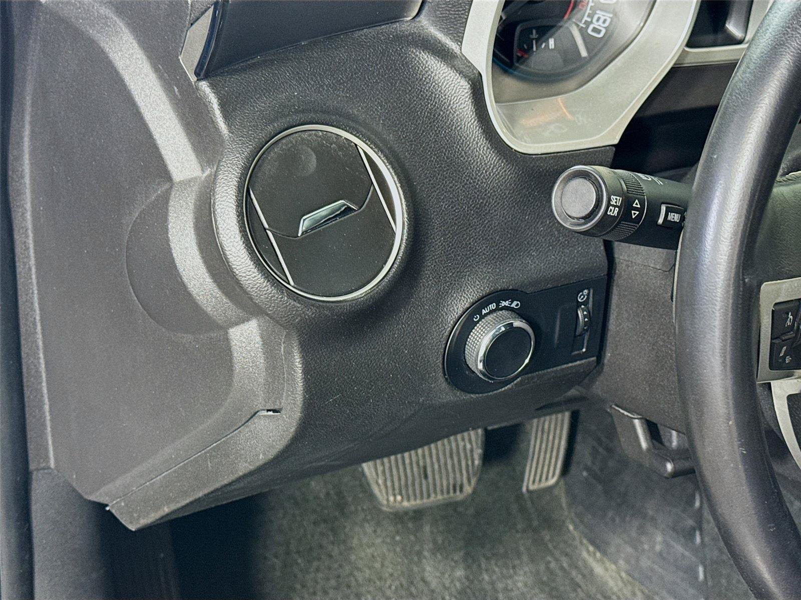 Used 2010 Chevrolet Camaro SS w/ RS Package RWD image 4