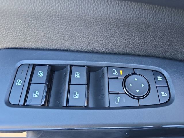 New 2026 Nissan Pathfinder SV image 30