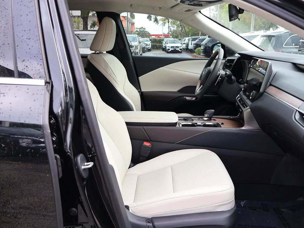 Used 2025 Lexus RX 350 w/ Convenience Package AWD/4WD image 31